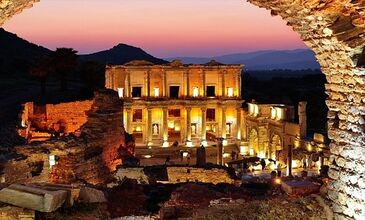 Efes Antik Kent ve Şirince Gece Turu (  Günübirlik)